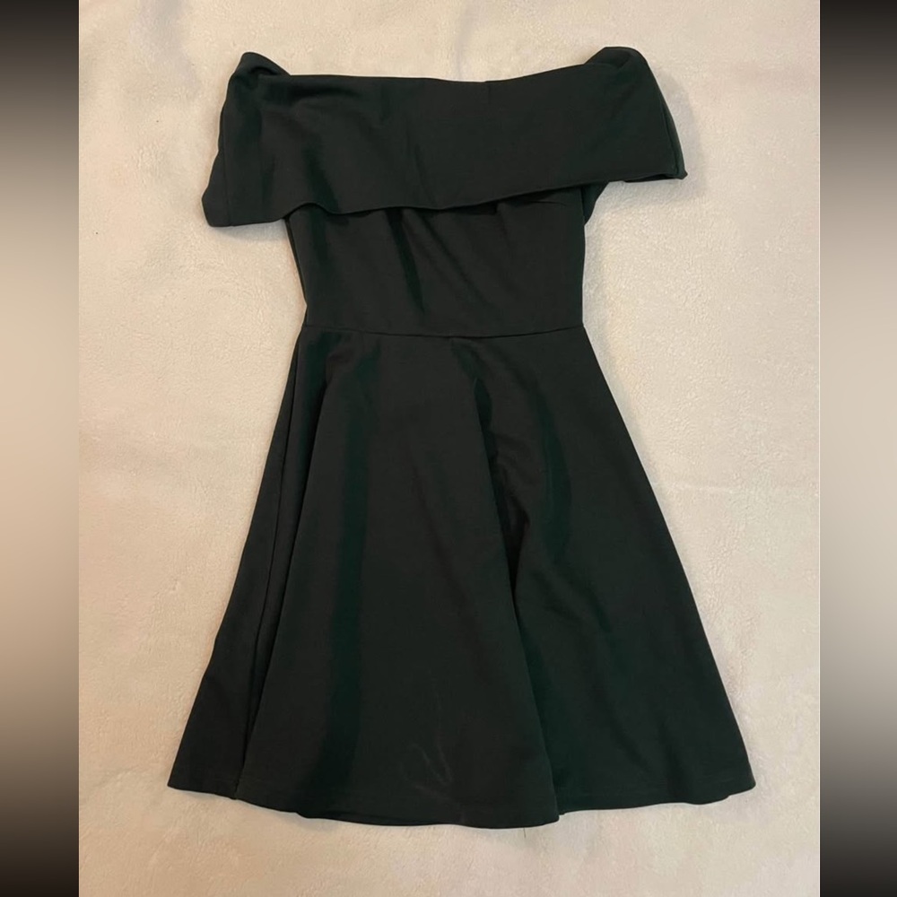 Off-Shoulder Dark Green Dress